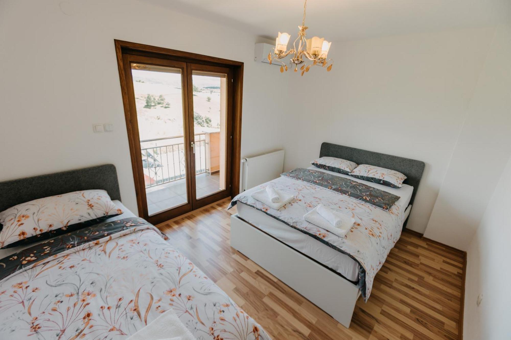 Villa Lamija Bihac Exterior photo